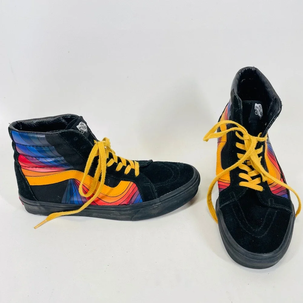 Vans Sk8-Hi Mens 8.5 Black Suede Rainbow Psychedelic High Top Sneakers 721356